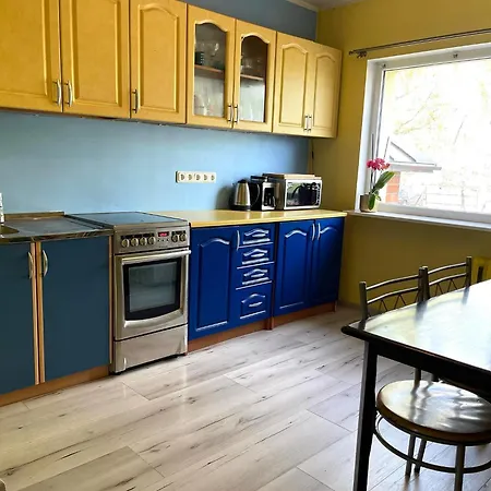 Mai 8 - 2 Bedroom With Sunny Balcony Parnu